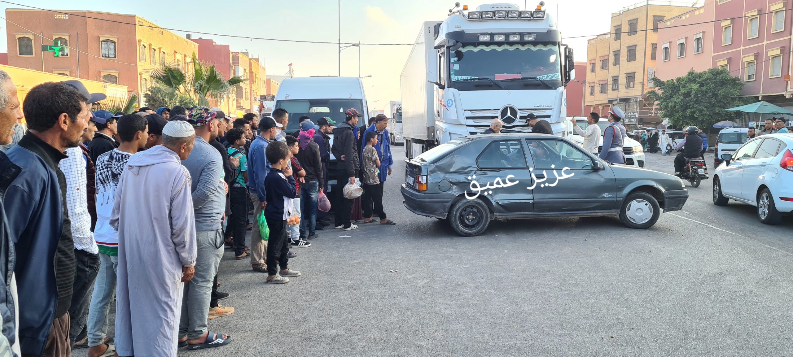 سيدي بيبي.. سائق سيارة ينجو من موت محقق سيدي بيبي.. سائق سيارة ينجو من موت محقق