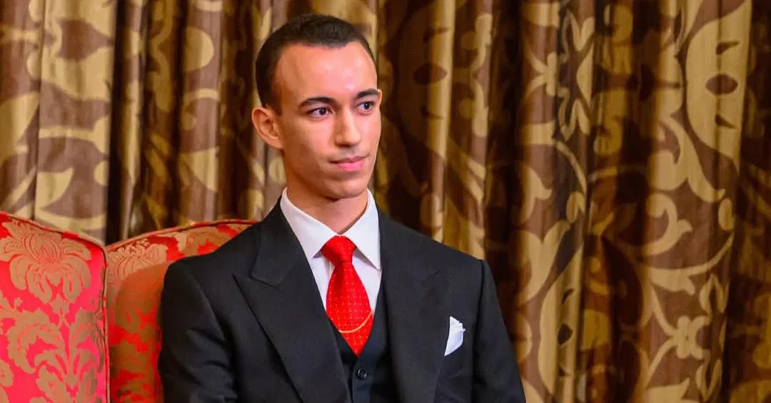 الأمير مولاي الحسن يستقبل أعضاء المنتخب المغربي أقل من 20 سنة بالرباط الأمير مولاي الحسن يستقبل أعضاء المنتخب المغربي أقل من 20 سنة بالرباط